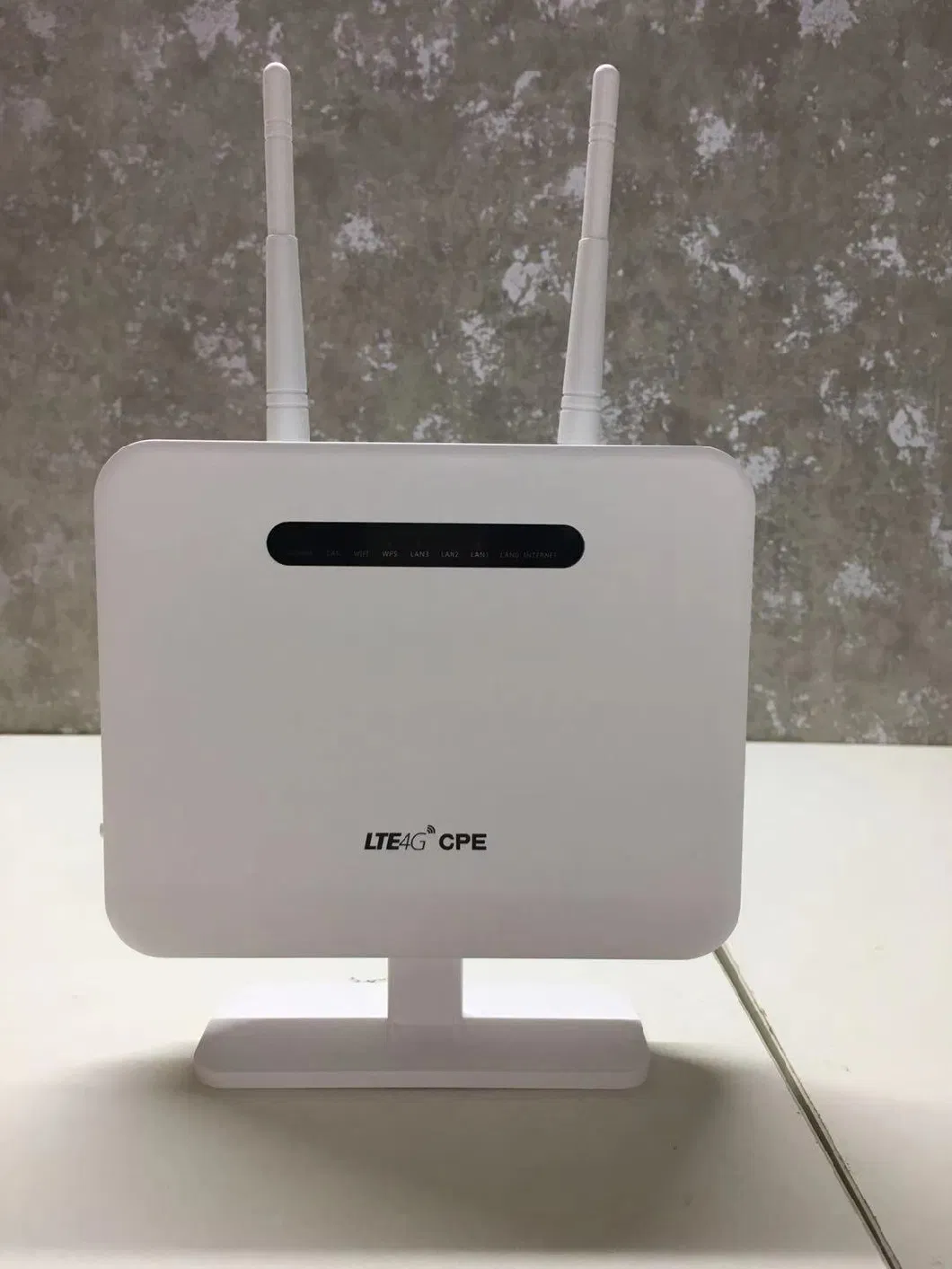 OEM&ODM 2g 3G 4G LTE Indoor CPE CAT6 300Mbps Wireless Network WiFi Router Frequency Can Be Customized Support 32 Devices